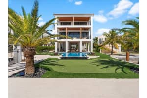 239 Tavernier Dr Tavernier, FL 33070 - MLS#A11907392