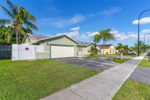 12241 Sw 268th St Homestead, FL 33032 - MLS#A11907406