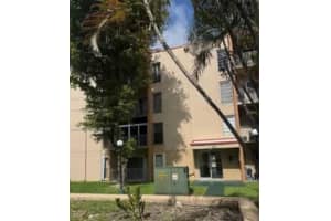 4855 Nw 7th St 401-6, Miami