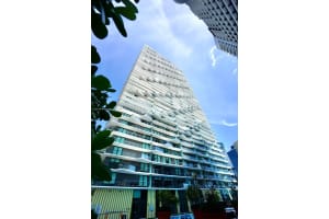 1300 S Miami Ave 2005, Miami
