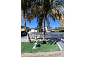 4607 Nw 165th St Miami Gardens, FL 33054 - MLS#A11907536