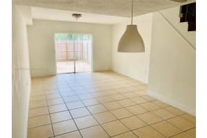 15102 Sw 81st St 113, Miami