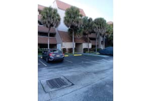 461 Ives Dairy Rd 304-2, Miami 461 Ives Dairy Rd 304-2, Miami