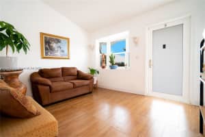 8844 Nw 113th St Hialeah Gardens, FL 33018 - MLS#A11907582