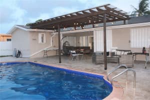 8457 Sheraton Dr Miramar, FL 33025 - MLS#A11907662