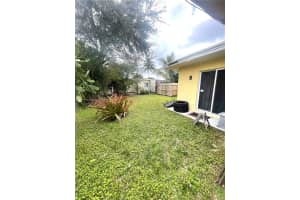 5930 Nw 20th St 5930 Lauderhill, FL 33313 - MLS#A11907670