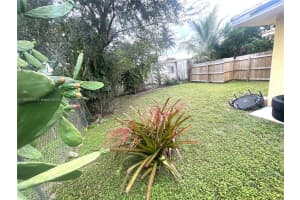 5930 Nw 20th St 5930 Lauderhill, FL 33313 - MLS#A11907670