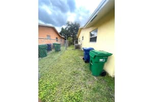 5930 Nw 20th St 5930 Lauderhill, FL 33313 - MLS#A11907670