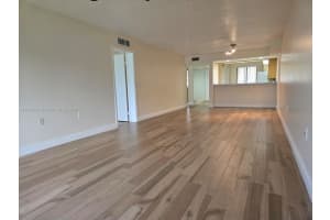 2701 N Village Blvd 102, West Palm Beach