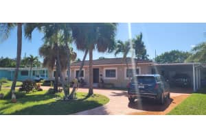 2622 Jackson St Hollywood, FL 33020 - MLS#A11907776