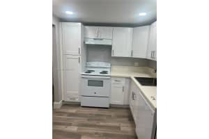 4374 Nw 9th Ave 17-1b Deerfield Beach, FL 33064 - MLS#A11907780