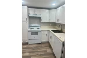 4374 Nw 9th Ave 17-1b Deerfield Beach, FL 33064 - MLS#A11907780