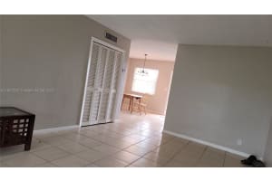 4731 Nw 10th Ct 312 Plantation, FL 33313 - MLS#A11907825