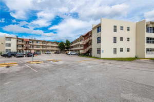 1481 Ne Miami Gardens Dr 267, Miami