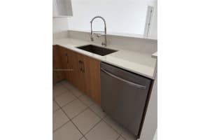 140 S Dixie Hwy 807 Hollywood, FL 33020 - MLS#A11907861