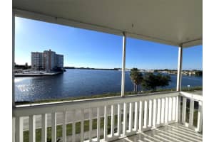 18601 Ne 14th Ave 409, Miami