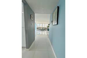 18051 Biscayne Blvd 1604 Aventura, FL 33160 - MLS#A11907896