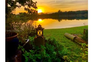 4222 Sw 87th Ter Davie, FL 33328 - MLS#A11907930