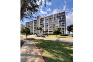 17600 N Bay Rd N304 Sunny Isles Beach, FL 33160 - MLS#A11907942