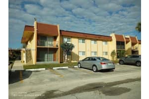 2952 Nw 55th Ave 2d, Lauderhill