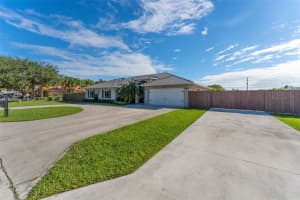 32301 Sw 202nd Pl Homestead, FL 33030 - MLS#A11907980