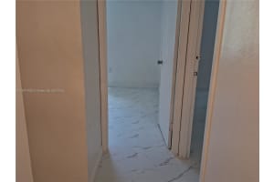 6103 Sw 69th St 41, South Miami