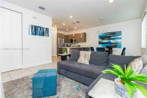 6401 Nw 103rd Pl 301, Doral