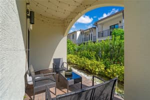 4608 Nw 83rd Pkwy Doral, FL 33166 - MLS#A11908065