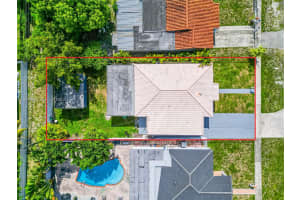 685 W 35th St 685 Hialeah, FL 33012 - MLS#A11908086