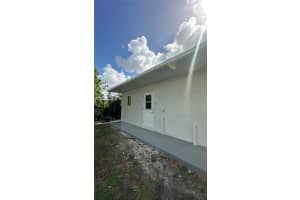 685 W 35th St 685 Hialeah, FL 33012 - MLS#A11908086