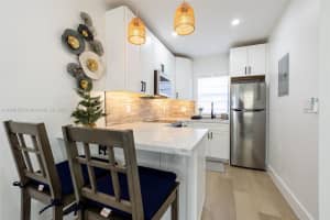 311 Liberty St 7 Hollywood, FL 33019 - MLS#A11908136