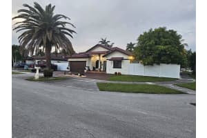 15397 Sw 172nd Ter Miami, FL 33187 - MLS#A11908174