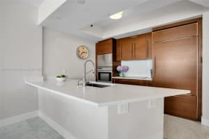 450 Alton Rd 2110 Miami Beach, FL 33139 - MLS#A11908190