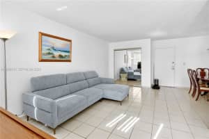 9401 SW 4th St Apt 301-6, Miami, FL 33174, - MLS#A11908215