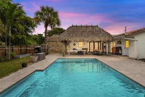 1220 E Hawthorne Cir Hollywood, FL 33021 - MLS#A11908227