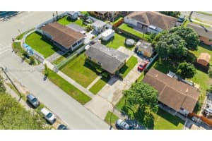 10210 Sw 151st Ter Miami, FL 33176 - MLS#A11908265