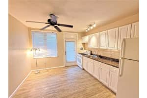 441 Collins Ave APT 12A, Miami Beach, FL 33139, - MLS#A11908293