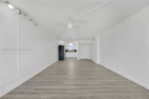 4320 Washington St 416 Hollywood, FL 33021 - MLS#A11908327