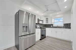 4320 Washington St 416 Hollywood, FL 33021 - MLS#A11908327