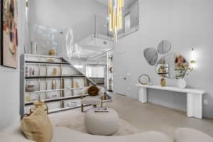 7533 Nw 98th Ct 7533 Doral, FL 33178 Sold 12/05/25