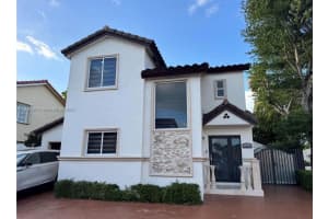 12663 Nw 8th Way, Miami