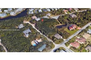 7 Dogwood Ter Palm Coast, FL 32137 - MLS#A11908360