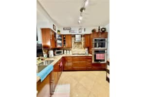 5700 Collins Ave 14m Miami Beach, FL 33140 - MLS#A11908381