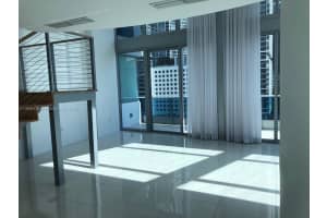 200 Biscayne Boulevard Way 902 Miami, FL 33131 - MLS#A11908438