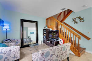 810 Ne 212th Ter 2 Miami, FL 33179 - MLS#A11908493