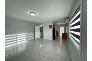 405 Sw 5th St 1-3 Hallandale Beach, FL 33009 - MLS#A11908499