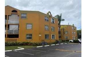 9735 Fontainebleau Blvd G205 Miami, FL 33172 - MLS#A11908571