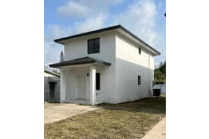 7742 Nw 15 Avenue, Miami