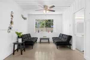 19 Ne 3rd St Dania Beach, FL 33004 - MLS#A11908573