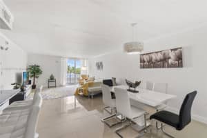 211 S Ocean Dr 304 Hollywood, FL 33019 - MLS#A11908575